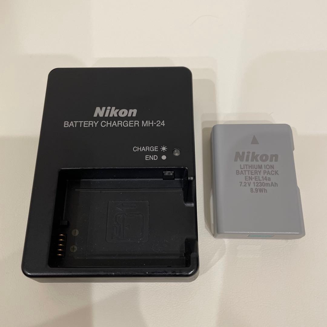 Nikon D5500デジタル一眼レフカメラ レンズ3本、フィルター3種類付き