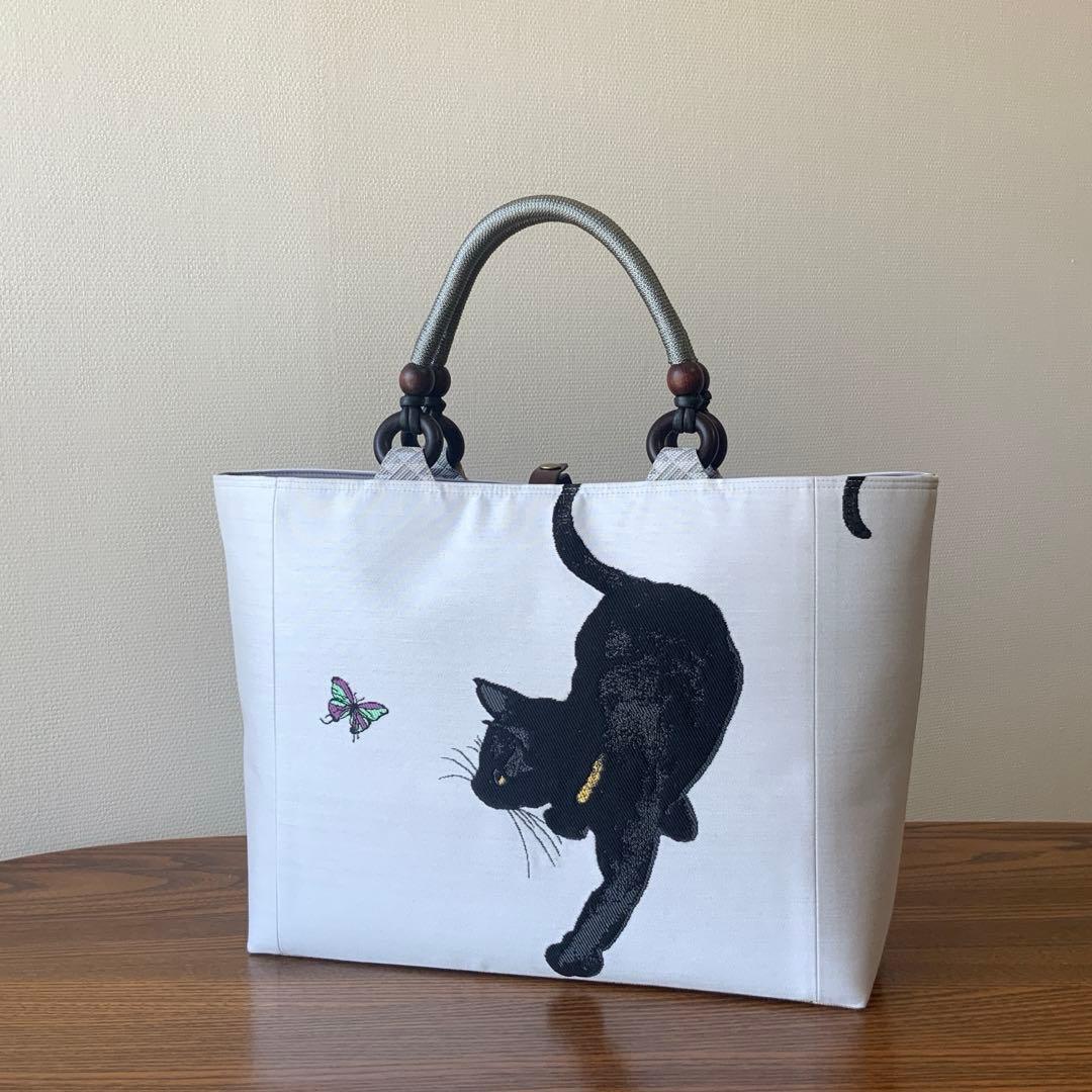A4サイズ対応　帯　猫と蝶々　リメイク　江戸打紐ハンドルバッグ