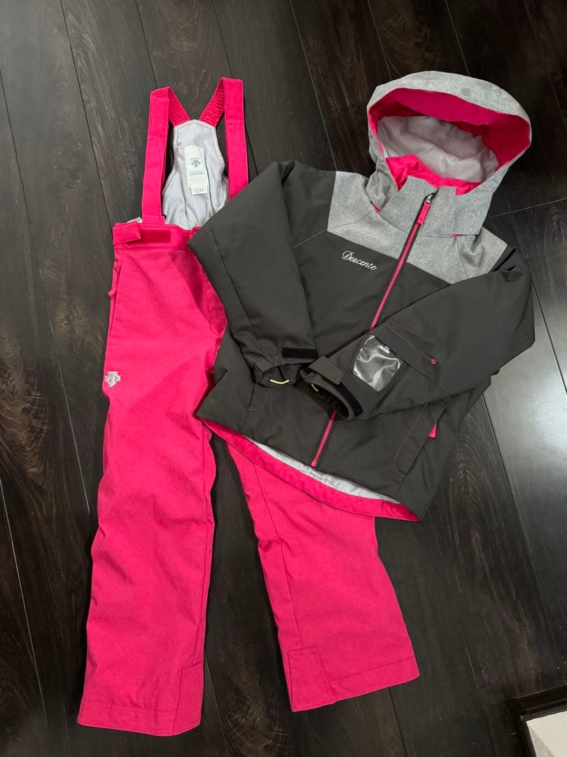 DESCENTE 子供用 スキーウエア上下セット♡140cm 雪遊び