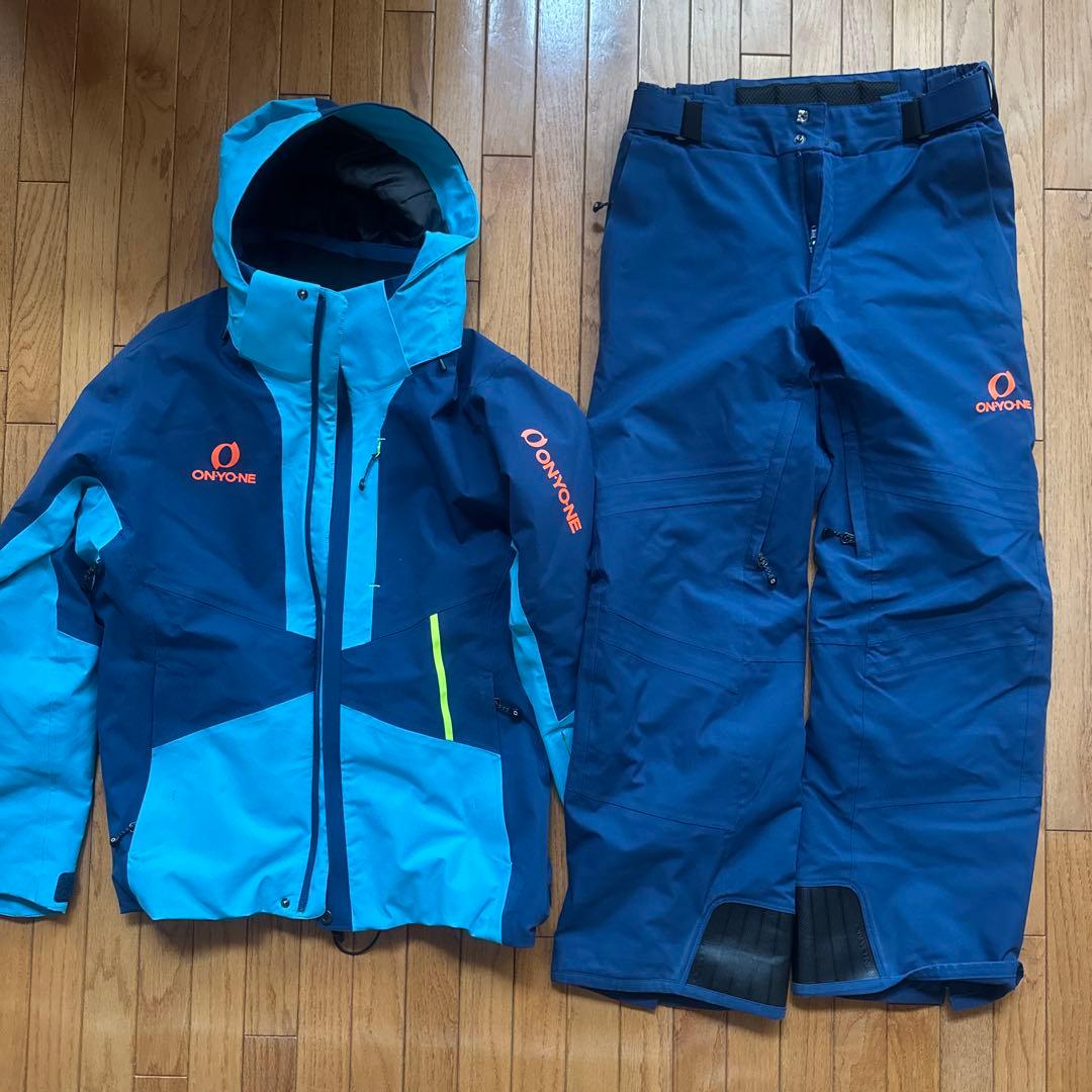 ONYONE スキーウェア 青 水色
