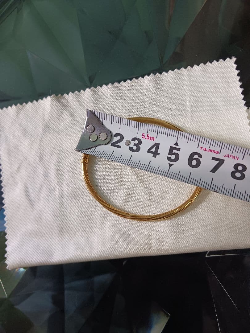 ウノアエレ　バングルブレスレット　k18