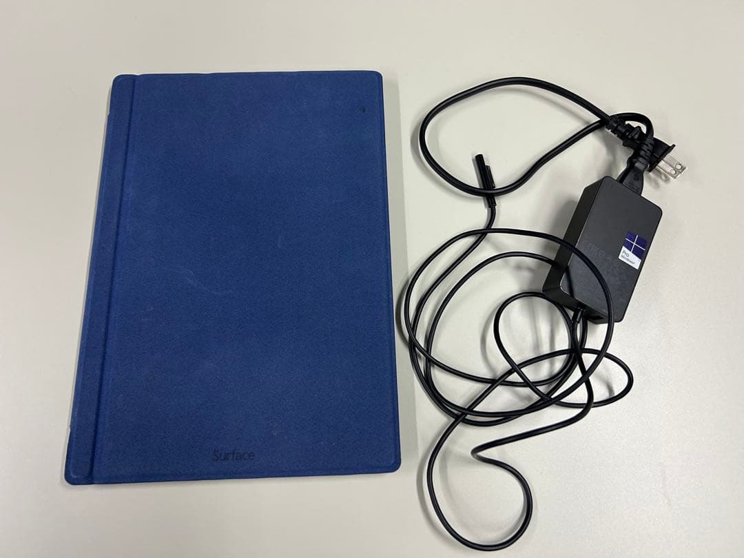 Office付！Microsoft Surface Pro3 充電回数少！