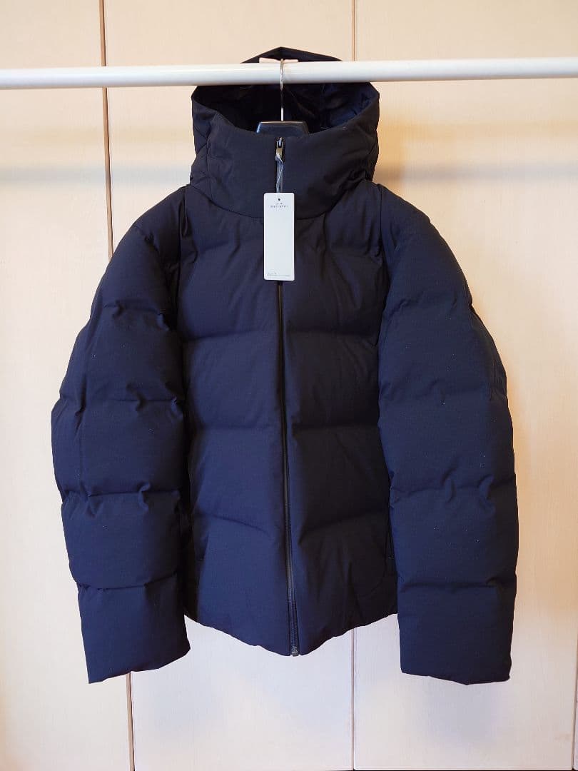 UNIQLO シームレスダウンパーカー　Lサイズ ブラック
