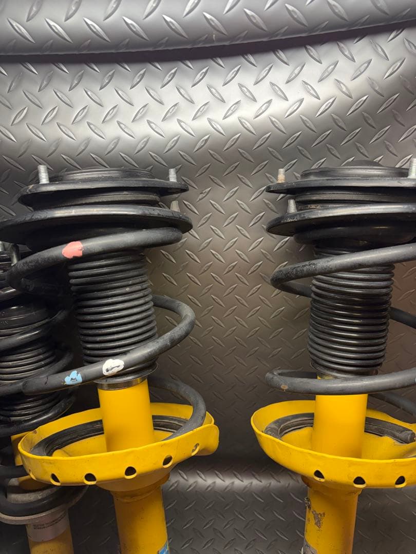 BP5 レガシィ レガシー BILSTEIN ビルシュタイン サスペンション