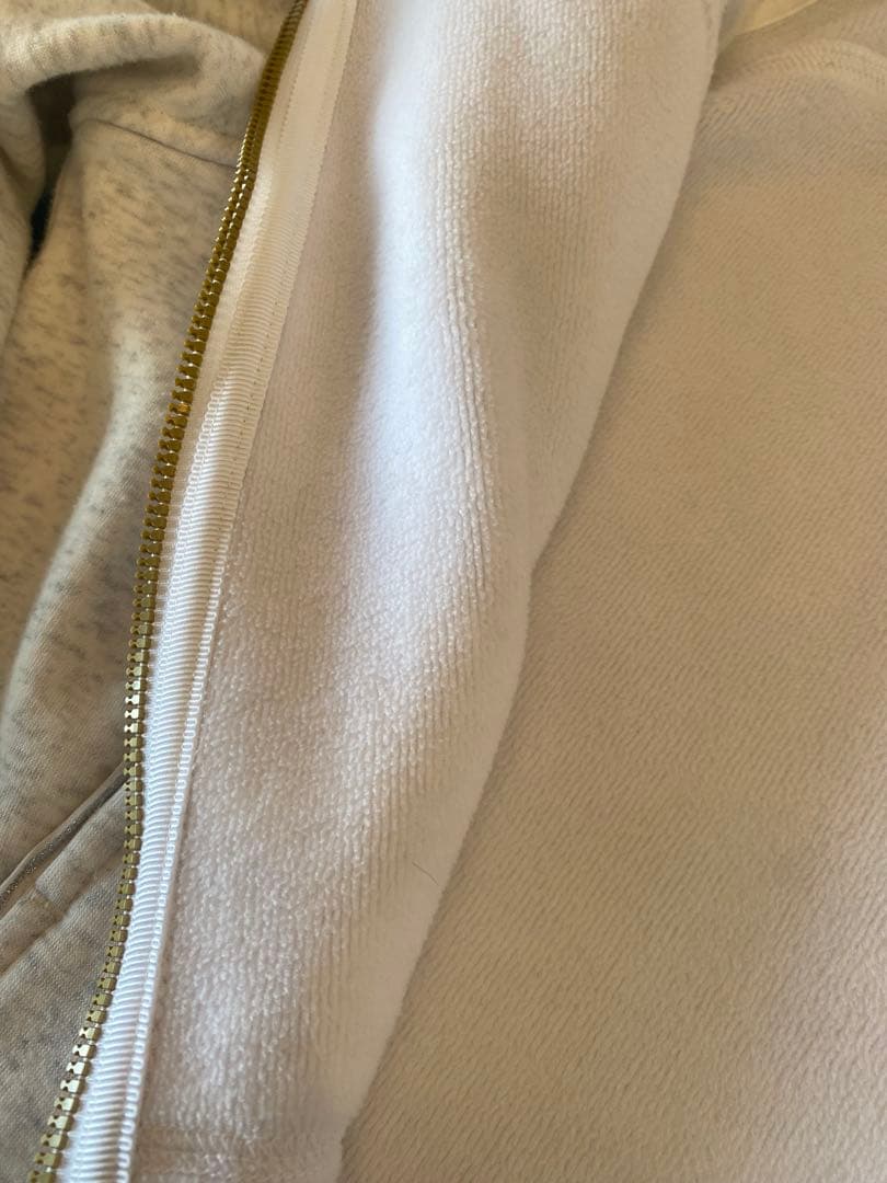 ルルレモン　パーカー　グレー　サイズ8