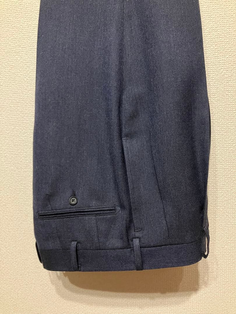 コッチネッラ スーツ サイズ48程度 未使用品