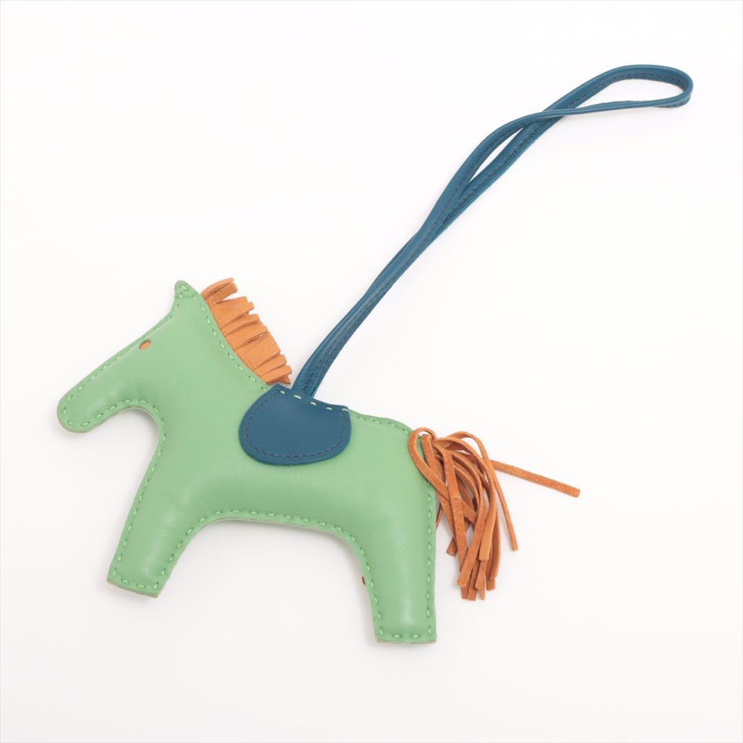 爆安✨エルメス　ロデオチャームMM Y2020 アニョーミロ　グリーン