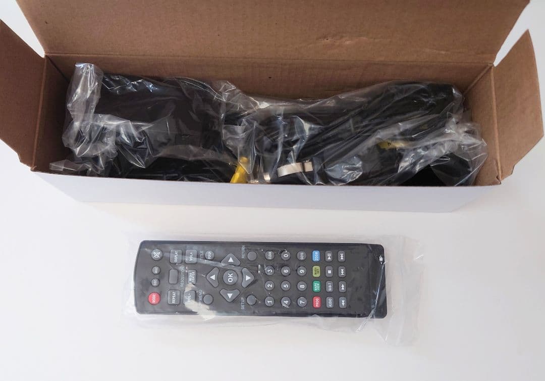 FANGOR　ポータブルブルーレイプレーヤー