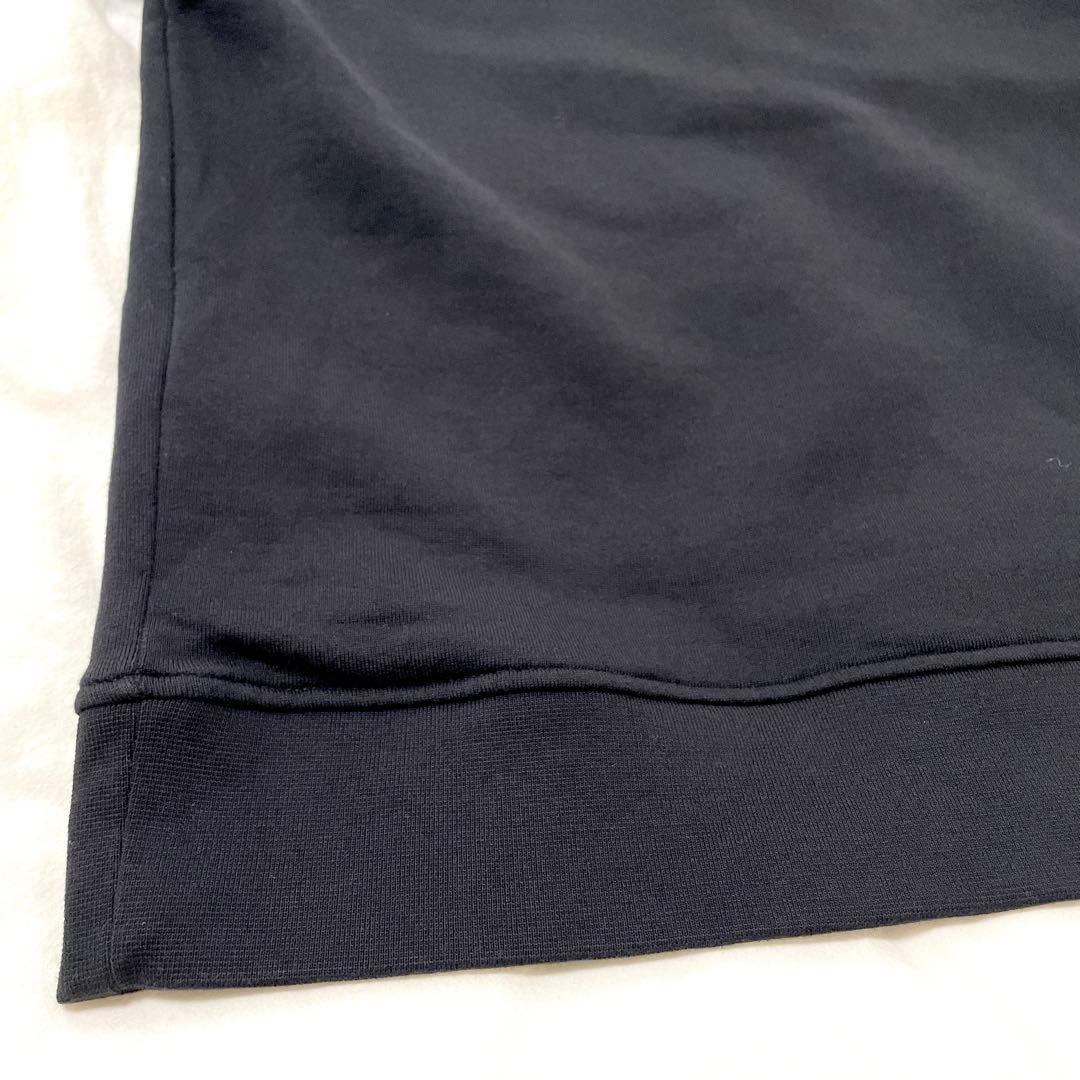 ■美品■ヌメロヴェントゥーノ N゜21　イタリア製　クルーネックスウェット　黒