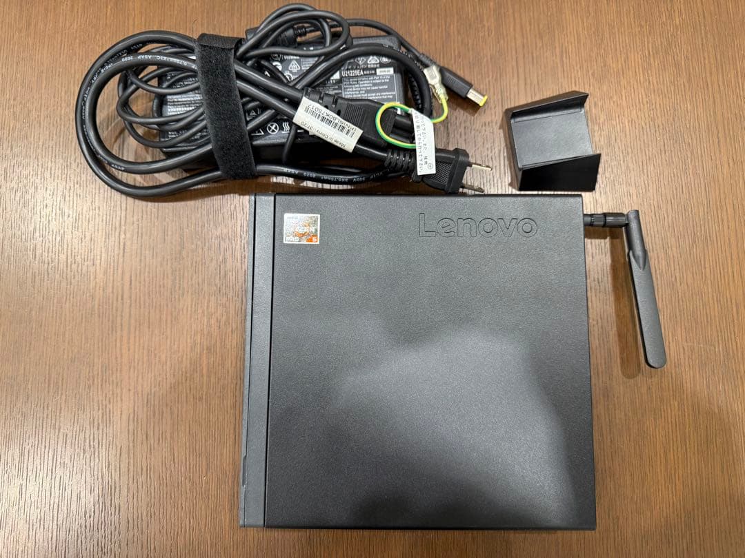 値下げ中Lenovo ThinkCentre M75qミニPC