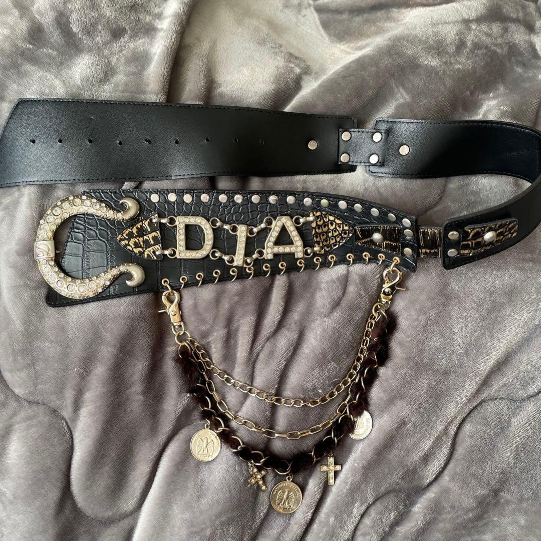 旧d.i.aベルト　ファー付き・チェーンキラキラゴールド