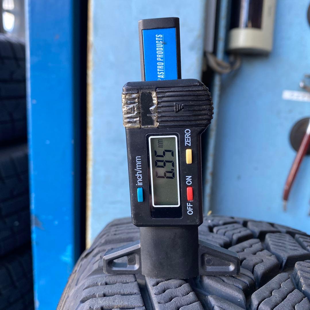 中古バリ溝ミシュランスタッドレスセット175/65R15アクア、ヴィッツ