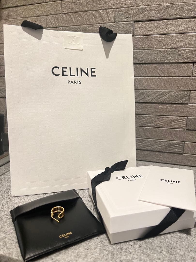 CELINE セリーヌ　ピアス　トリオンフ　マルチフープ