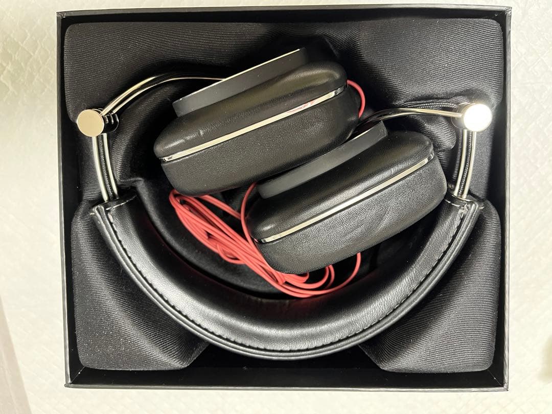 Bowers & Wilkins P7 ヘッドホン