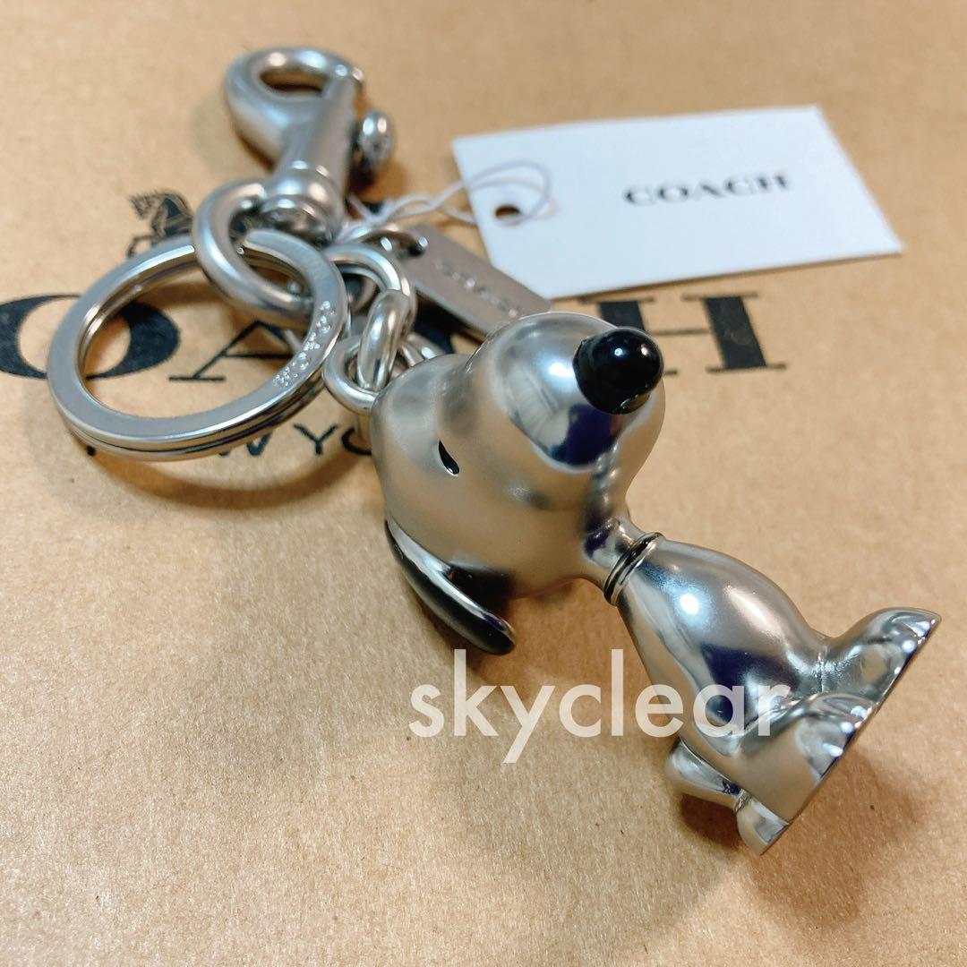 KOBAMI新品正規品COACH2025コラボスヌーピーチャームキーリング