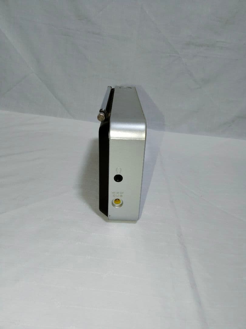 美品 SONY ソニー XDR-55TV ワンセグ TV音声受信ポータブルラジオ