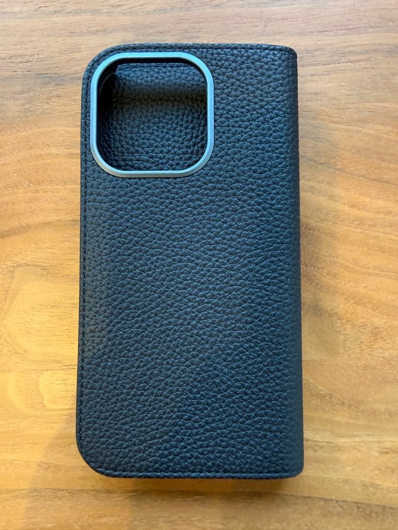 ダイアリーケース（iPhone16Pro）ボッタラートレザー　シュリンクレザー