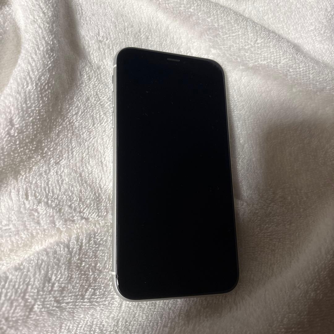 iPhone XR 64GB ホワイト Apple
