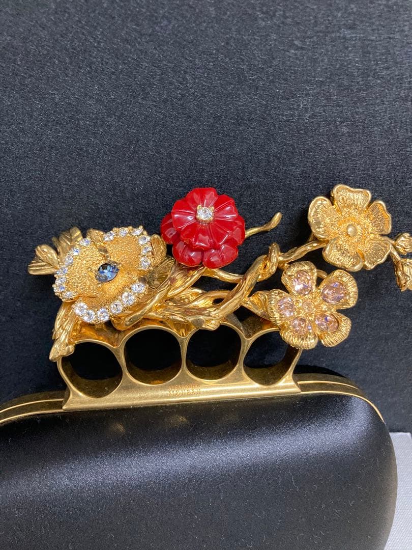 希少　花の芸術…アレクサンダー・マックイーンのクラッチバッグ　美品