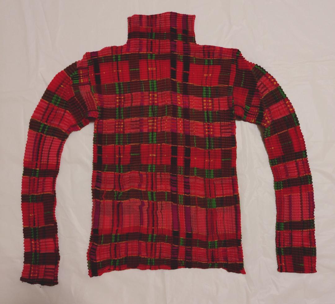 再値下げ！ISSEY MIYAKE プリーツプリーズ 　ハイネックカットソー