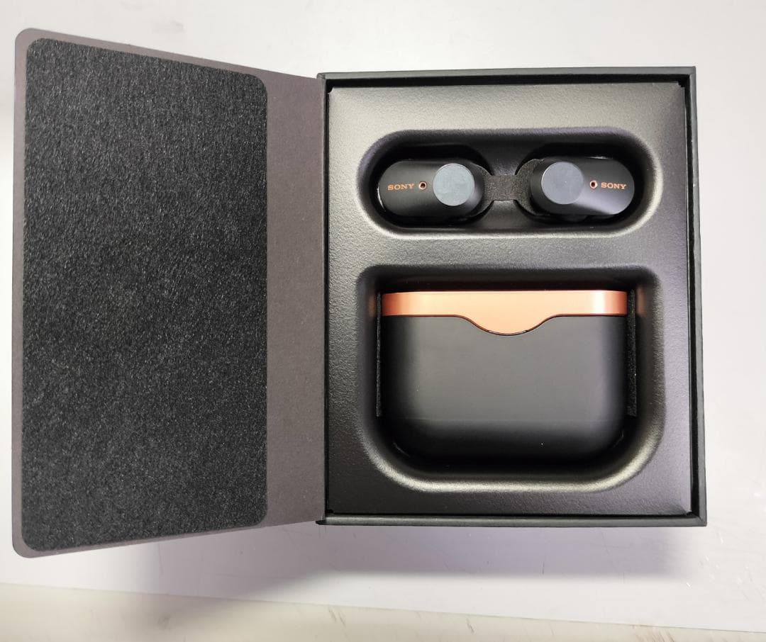 SONY WF-1000XM3 ブラック/ゴールド　全電池交換品　 とにかく綺麗
