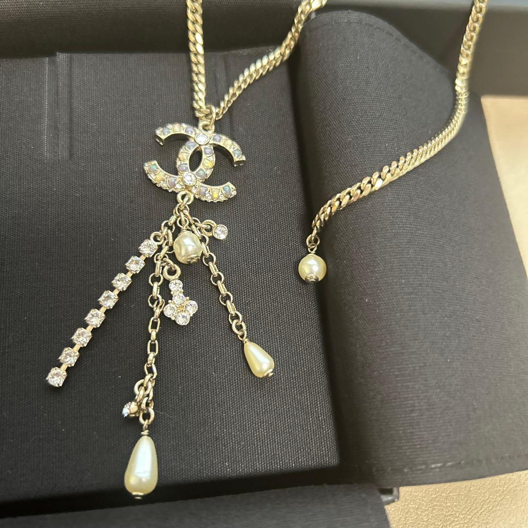 シャネル 19A ストーン CCマーク　ネックレス