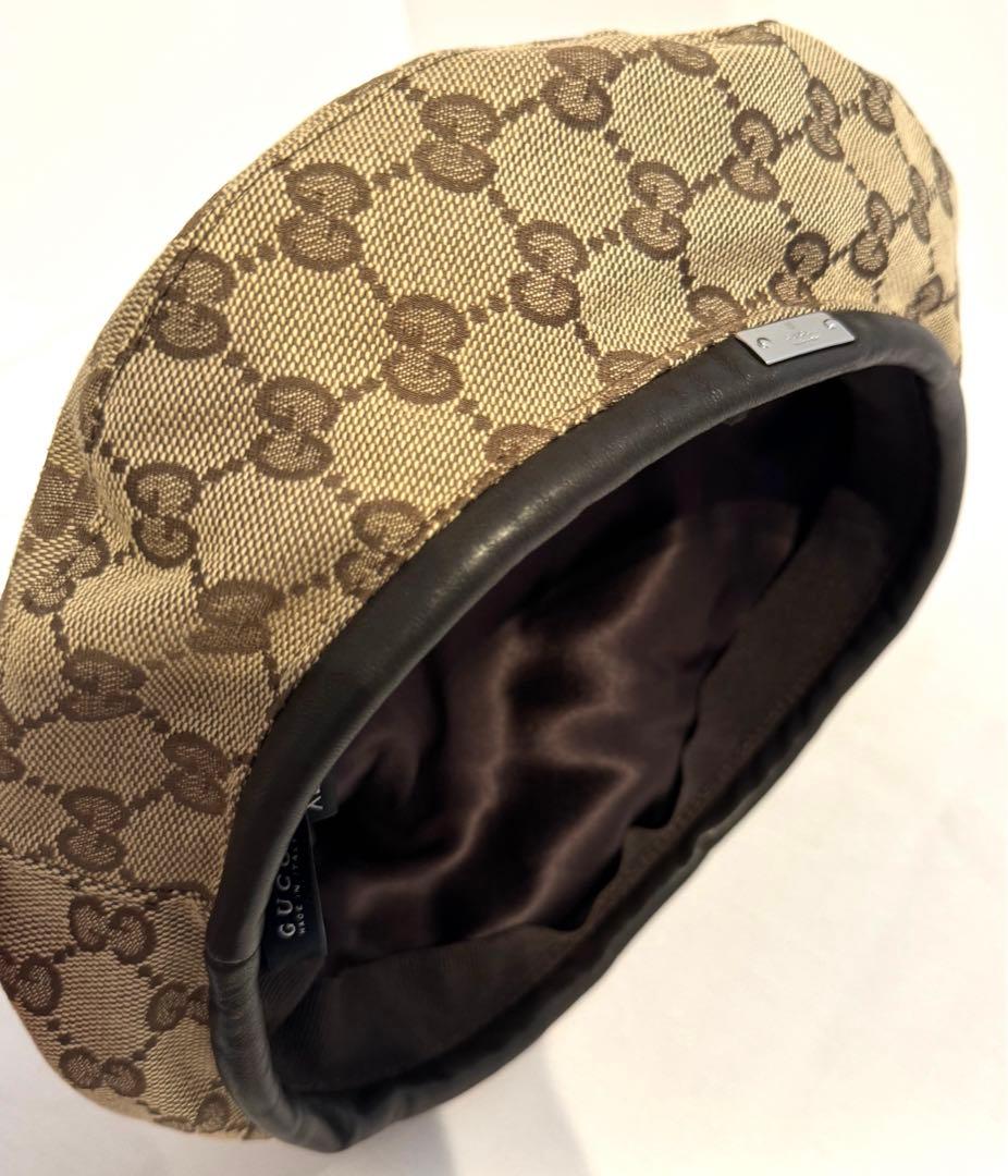 《美品》GUCCI ロゴ柄ベレー帽