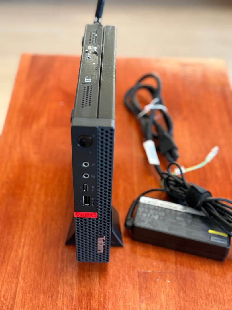 Lenovo ThinkCentre M75q-1 ミニPC