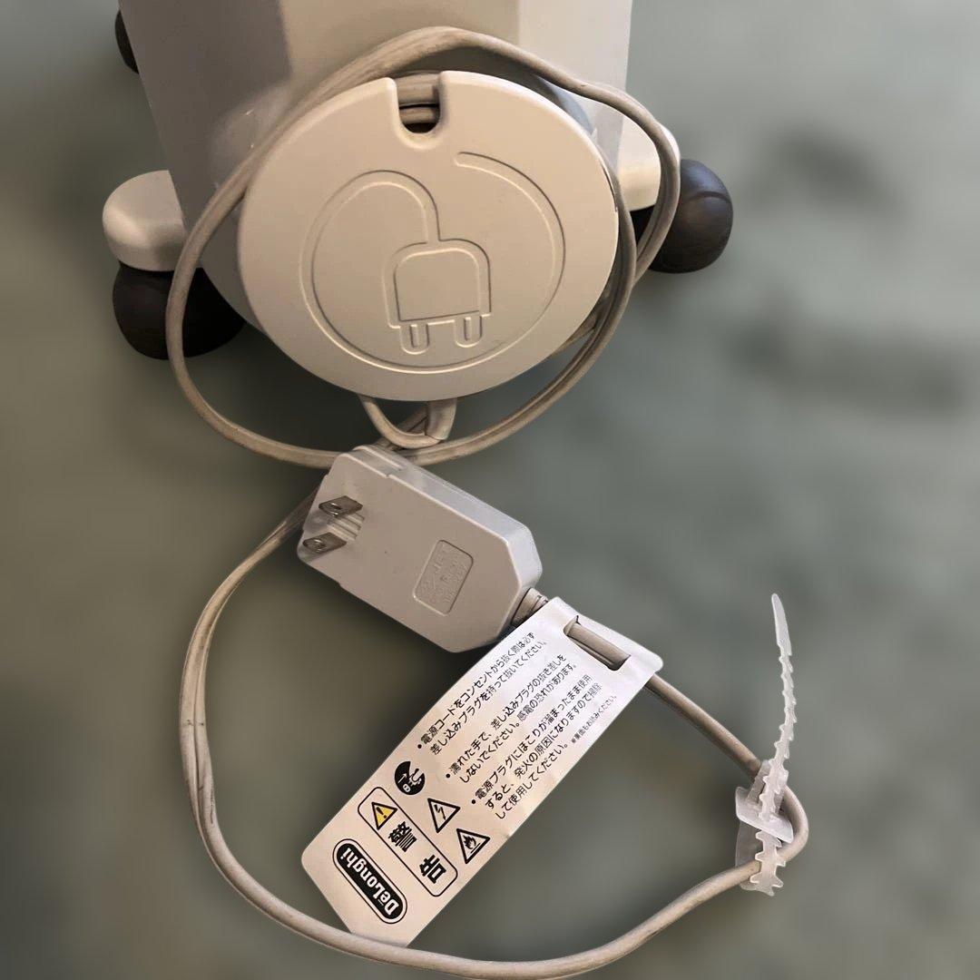 デロンギ　オイルヒーター　HJ0812（送料込）