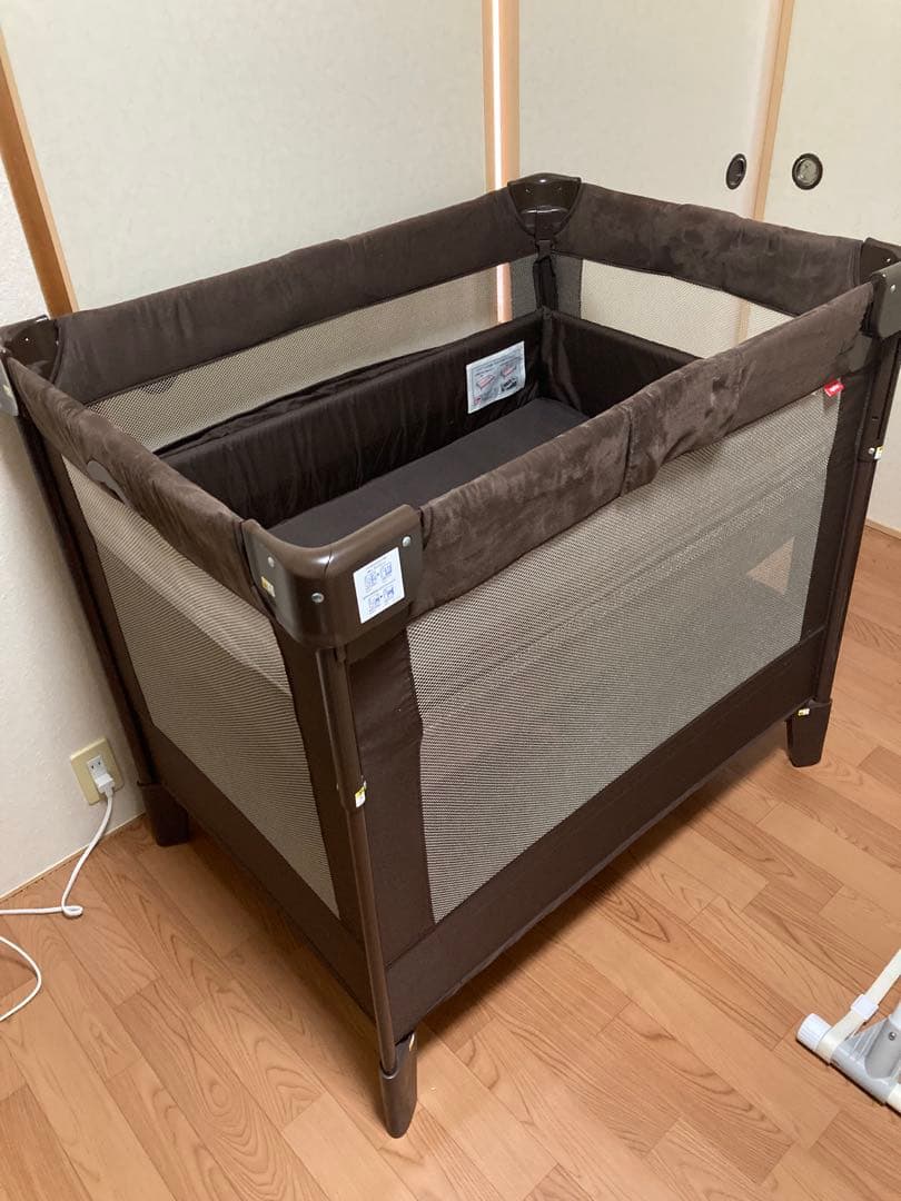 アップリカ Aprica ココネル エアー プラス ベビーベッド 茶