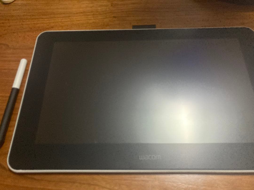 Wacom One 13.3インチ液晶ペンタブレット本体