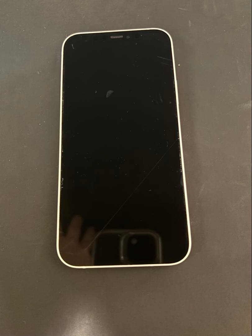 iPhone12 128GB ホワイト　バッテリー82%