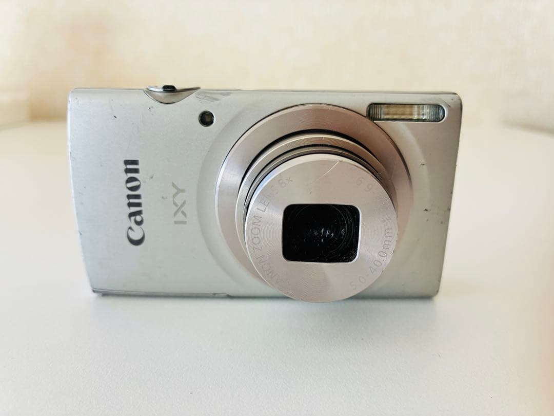 Canon IXY 200 シルバー コンパクトデジタルカメラ　ジャンク