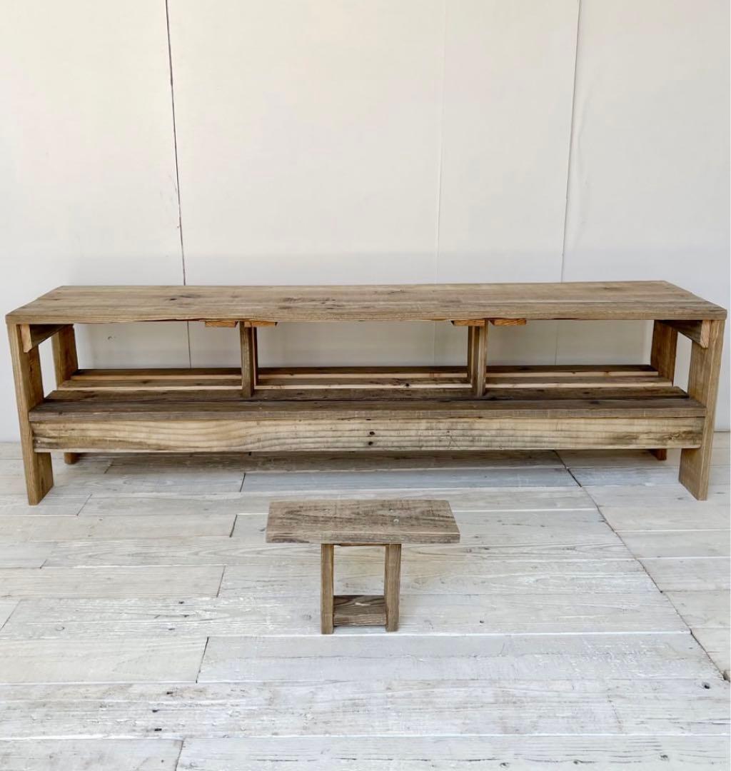 テレビボード　収納ケース3つ付