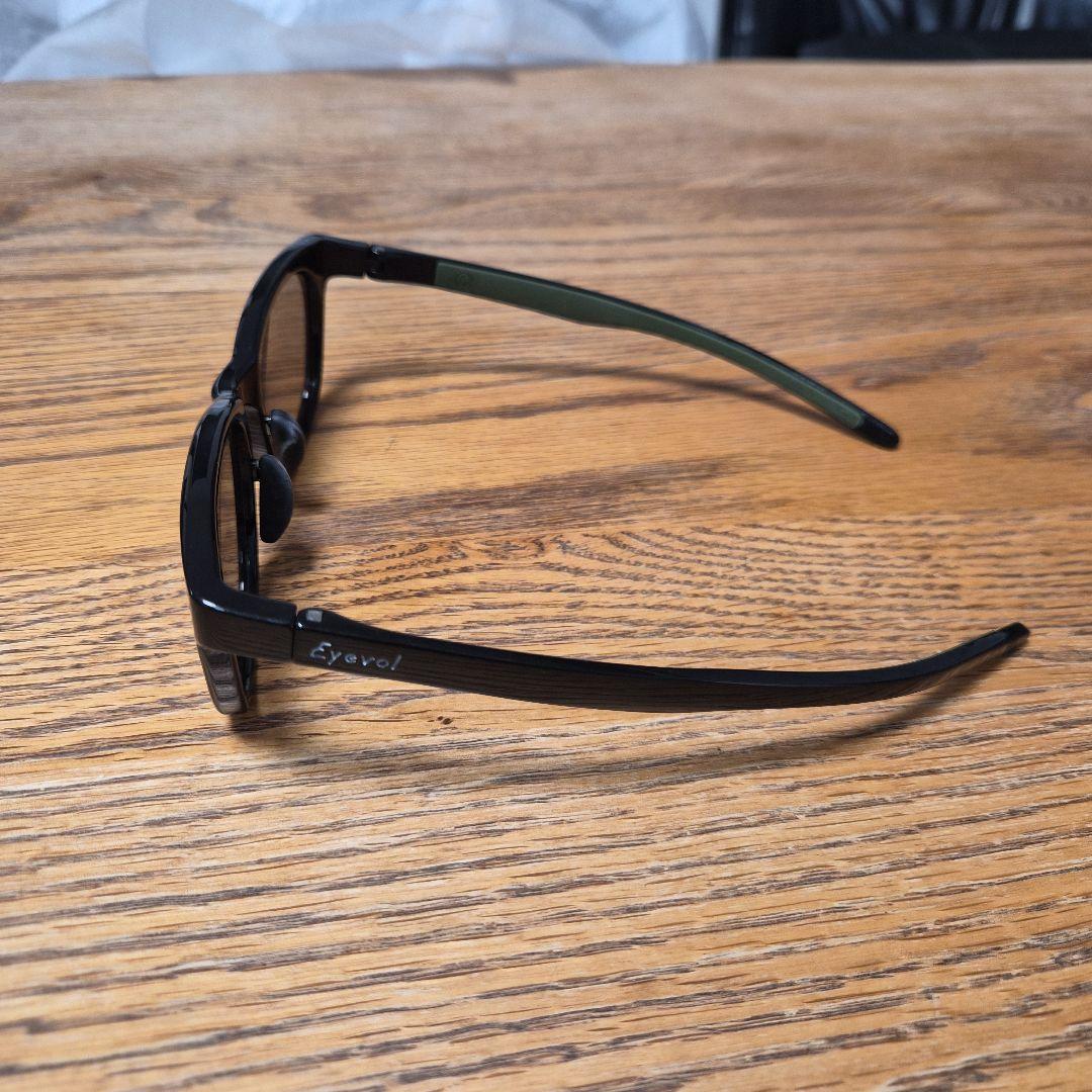 アイヴォル Eyevol サングラス