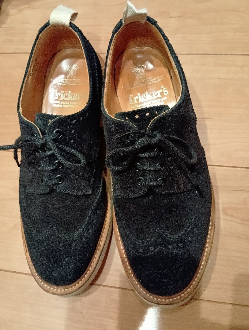 Tricker's ブラックスエード ドレスシューズ　UK8 トリッカーズ