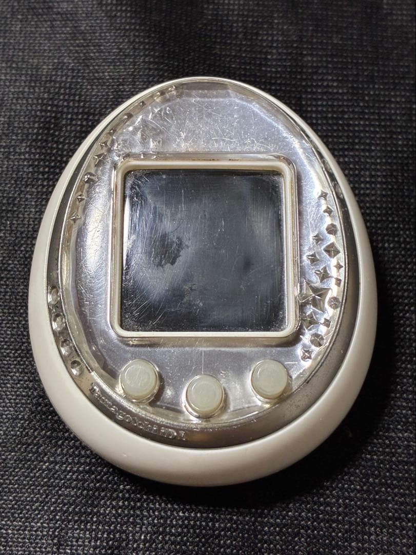 Tamagotchi iD L ホワイト タマゴッチ アイディー エル ホワイト