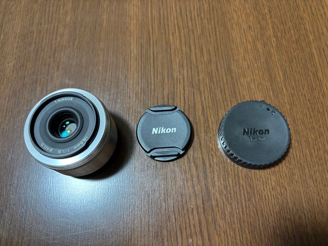 Nikon 1 NIKKOR 18.5mm f/1.8 シルバー 使用感あり