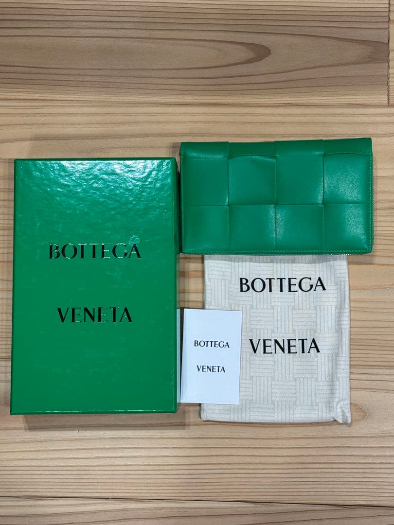 つ*♡様 BOTTEGA VENETA グリーン 長財布