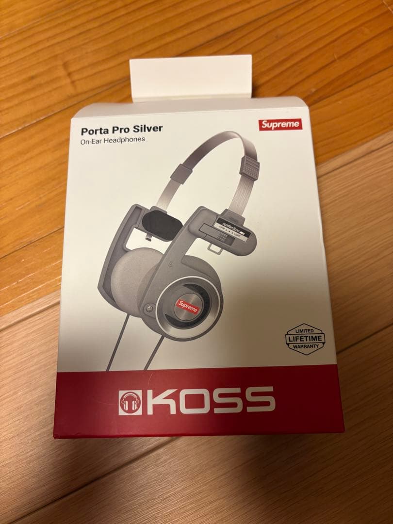 ヘッドホン Supreme / Koss Portapro Headphones