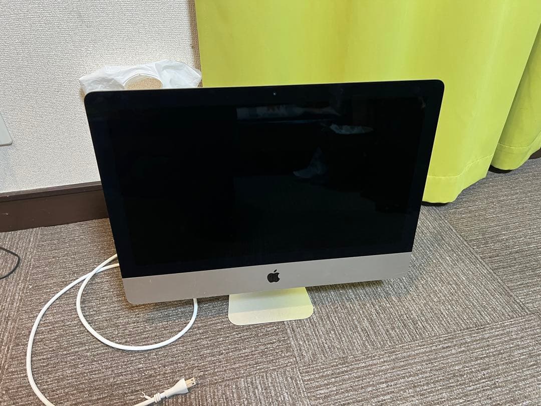 imac 21.5inch late 2015 1Tb メモリ8Gb