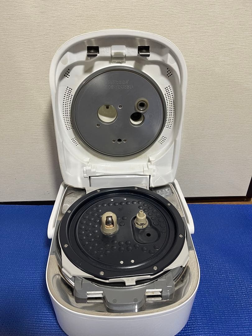ZOJIRUSHI 極め羽釜 炊飯器 NP-WA10 圧力IH炊飯ジャー南部鉄器