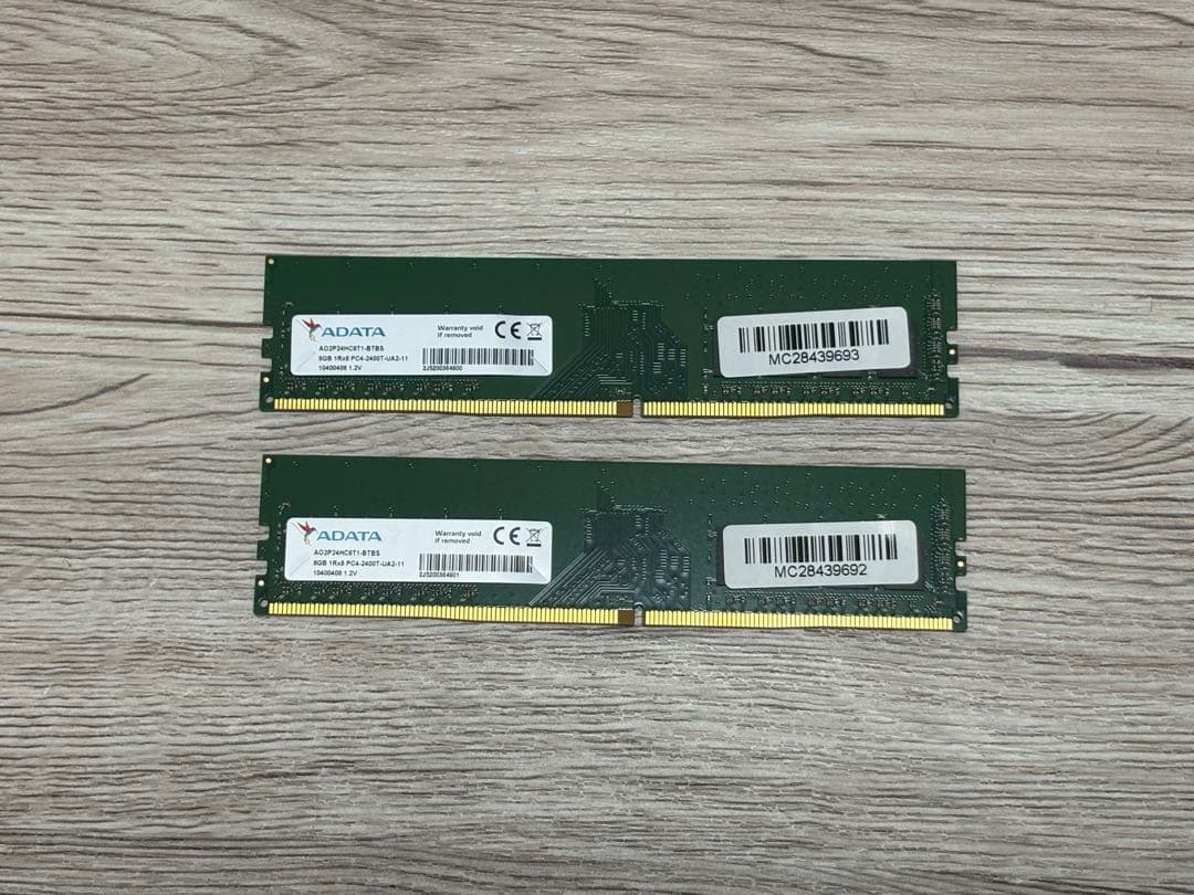 Adata DDR4 8GB×2枚 (16GB)