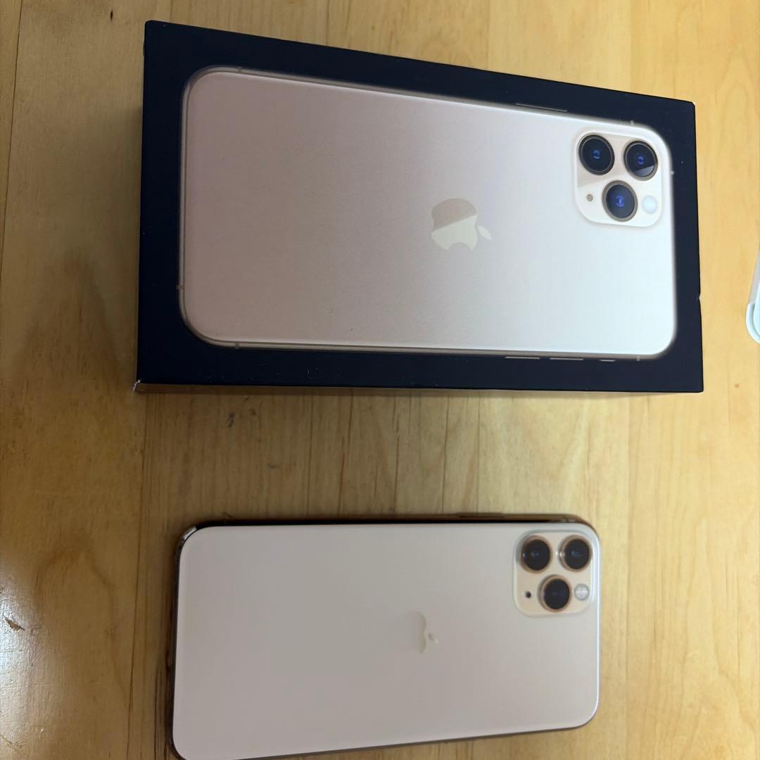 Apple iPhone 11proゴールド 本体