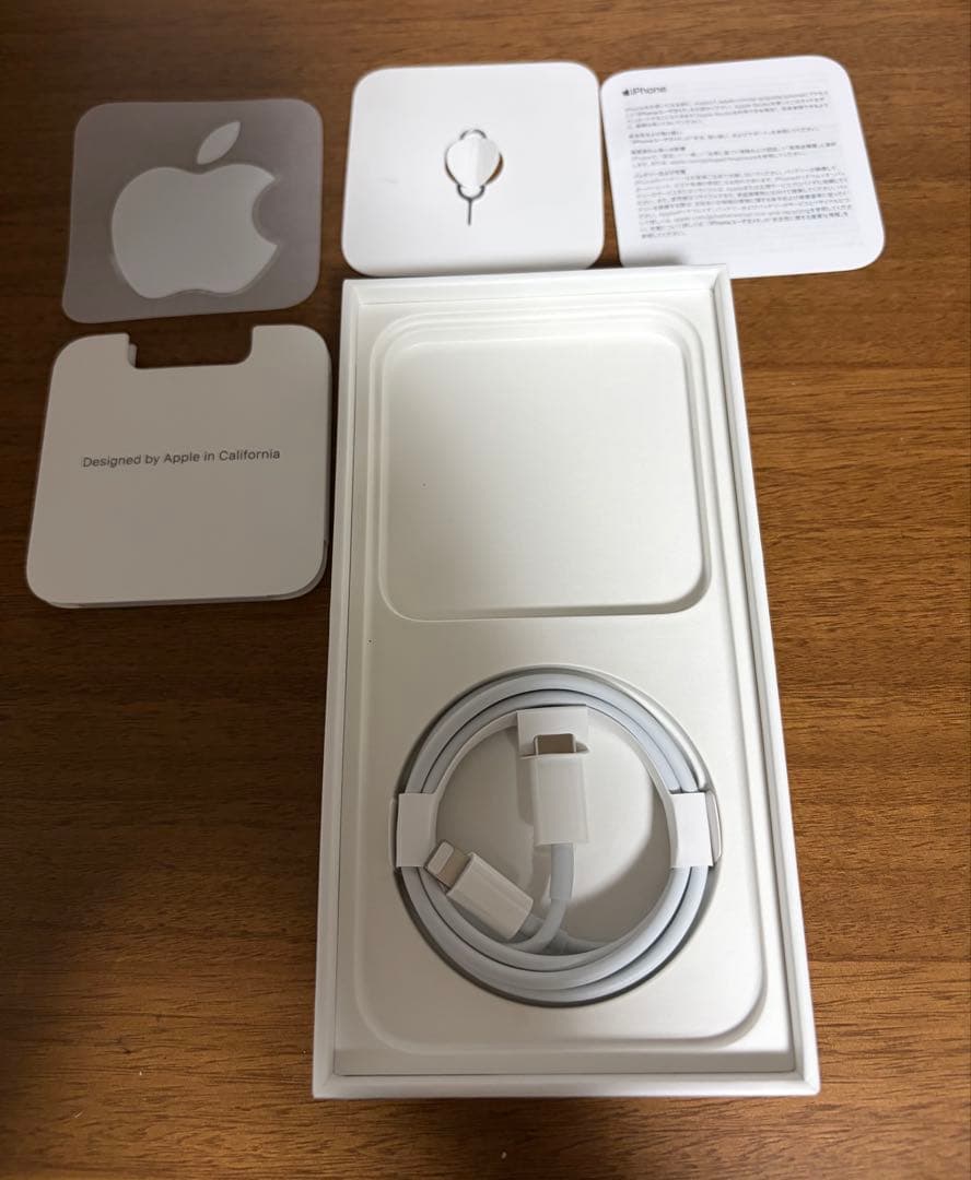 Apple iPhone 13 256GB ミッドナイト SIMフリー