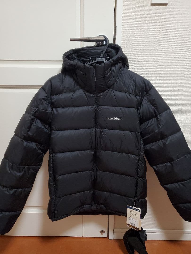 モンベル ライトアルパインダウンパーカ M ブラック（訳あり品正規購入）