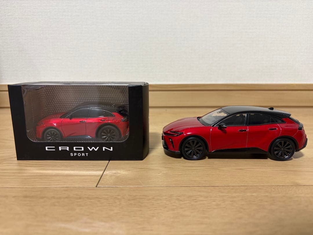 クラウンスポーツ　カラーサンプル　プルバックカー　レッド　ブラック　非売品