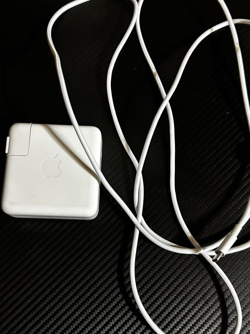 極美品！Apple MacBook Pro(13-inch,2020)512GB