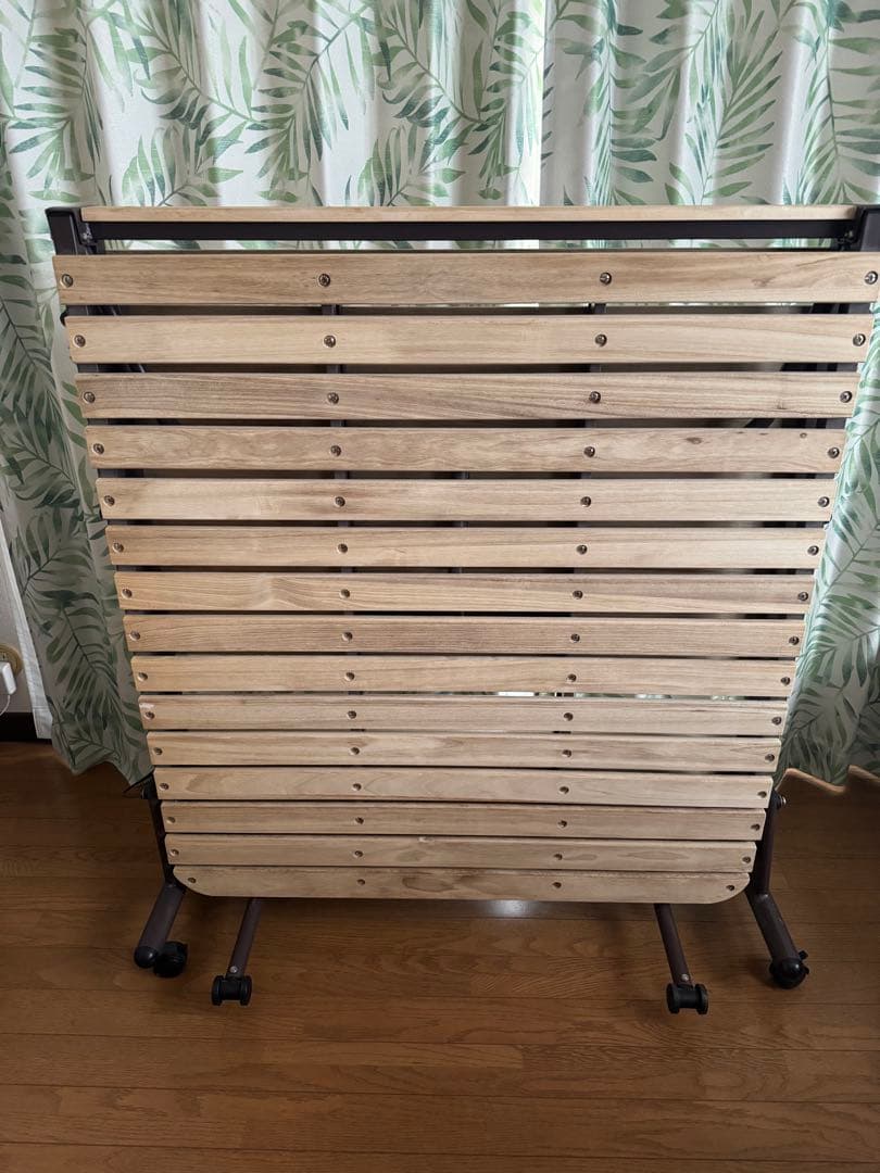 【送料込】ニトリ　折りたたみ　すのこ　ベッド