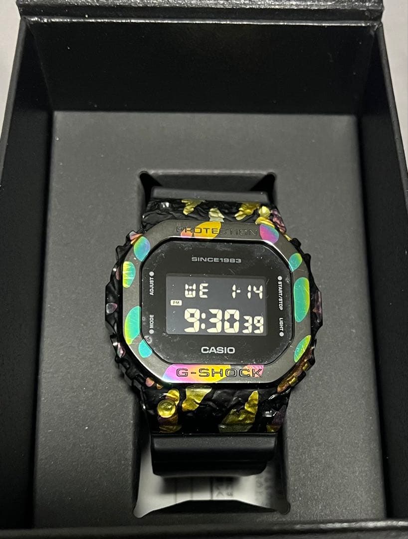 CASIO G-SHOCK デジタル腕時計 黒 40周年記念 マルチカラー